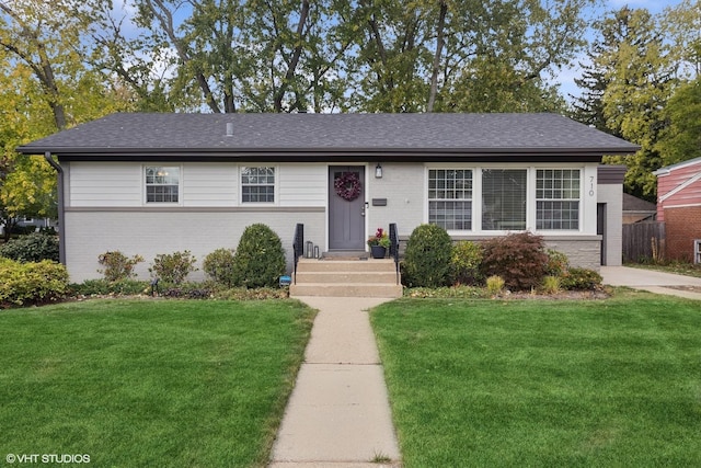 710 Western Ave, Glen Ellyn, IL 60137 - single story home featuring brick siding and a front lawn
