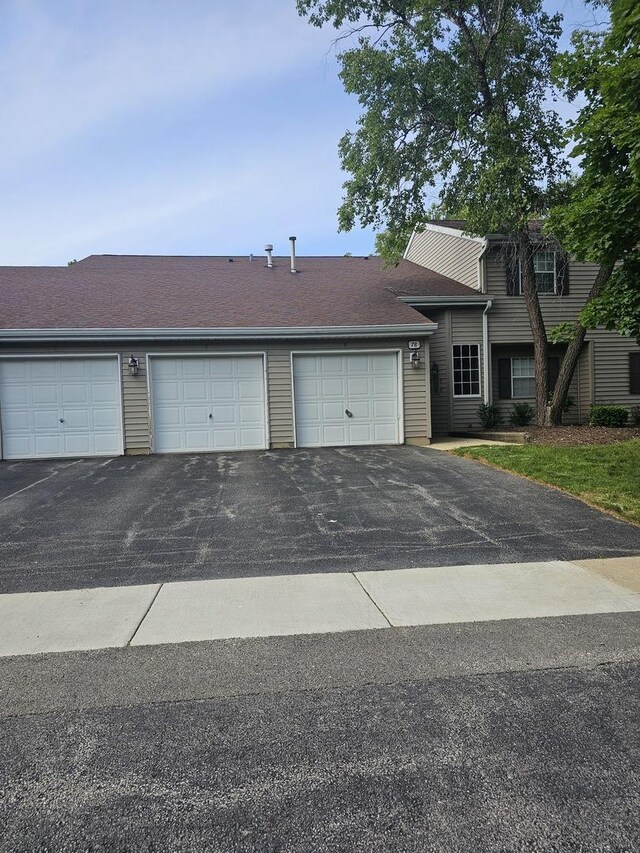 78 N Victoria Ln Unit F, Streamwood, IL 60107 - view of front of house