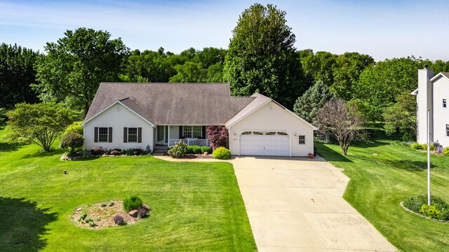 9575 E Marquand Dr, Rochelle, IL 61068 - photo 1