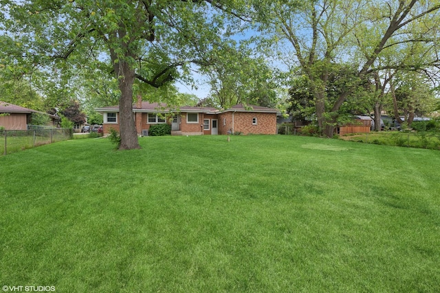 4N312 Kenwood Ave, West Chicago, IL 60185 - view of yard