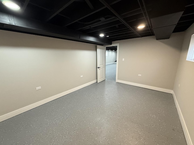 3906 W 117th St, Alsip, IL 60803 - finished below grade area featuring baseboards