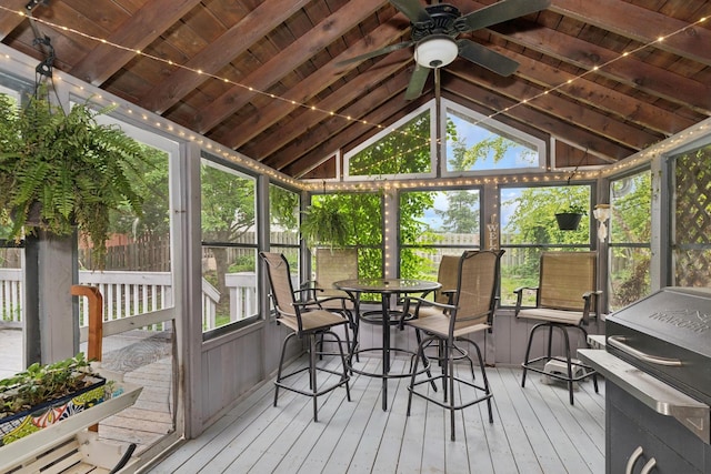 125 W Sprucewood Ln, Round Lake Beach, IL 60073 - sunroom featuring ceiling fan, vaulted ceiling, and healthy amount of natural light
