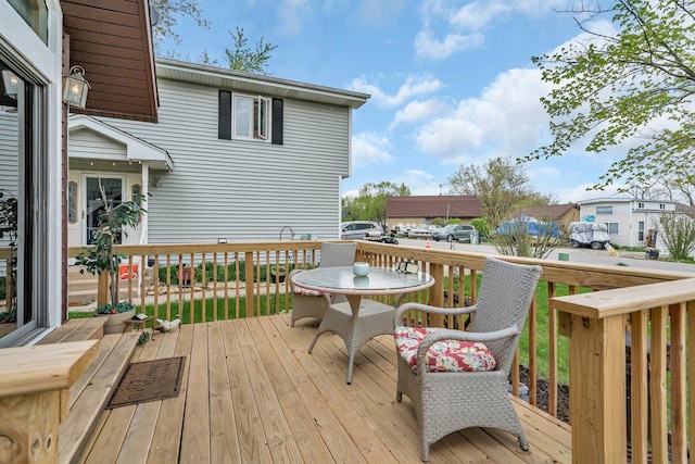 1 Dinosaur Rd, Wilmington, IL 60481 - view of wooden deck