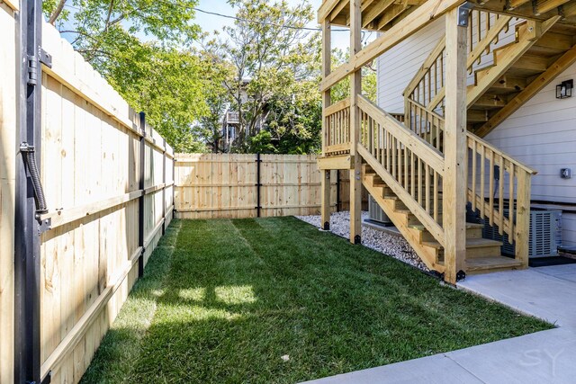 6048 S Eberhart Ave, Chicago, IL 60637 - view of yard featuring stairway