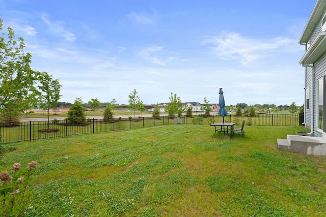 404 Radcliff Ln, South Elgin, IL 60177 - view of yard