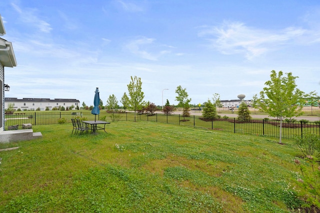 404 Radcliff Ln, South Elgin, IL 60177 - view of yard