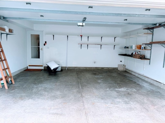 915 Manchester Cir, Grayslake, IL 60030 - garage featuring a garage door opener
