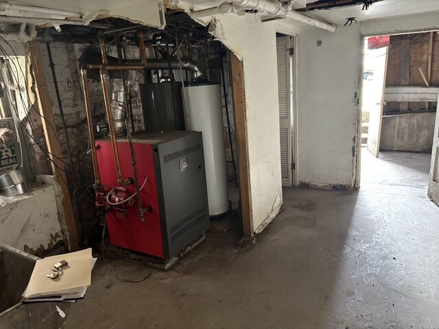 1530 N Springfield Ave, Chicago, IL 60651 - utility room with gas water heater and a heating unit