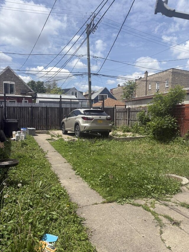 1530 N Springfield Ave, Chicago, IL 60651 - view of yard