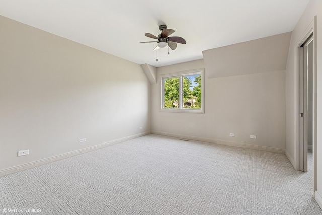 26 Forest Ln, South Barrington, IL 60010 - unfurnished room featuring a ceiling fan and light colored carpet