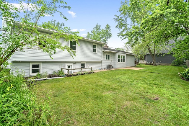 826 Iris Ln, Naperville, IL 60540 - back of property with a yard and a patio area