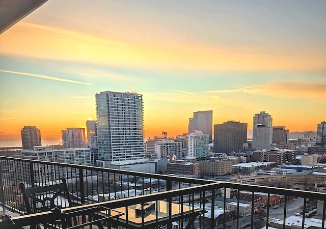 1530 S State St Unit 17R, Chicago, IL 60605 - balcony at dusk featuring a skyline view