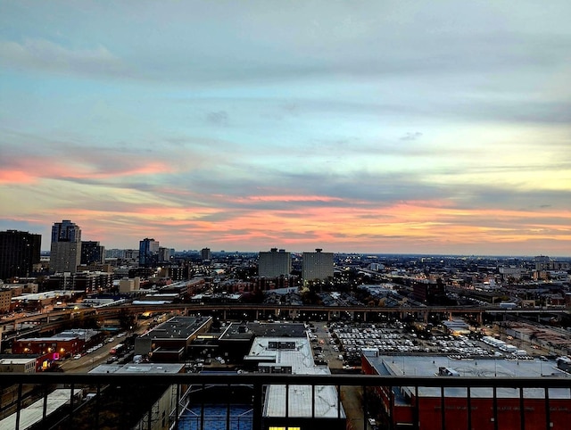 1530 S State St Unit 17R, Chicago, IL 60605 - city view