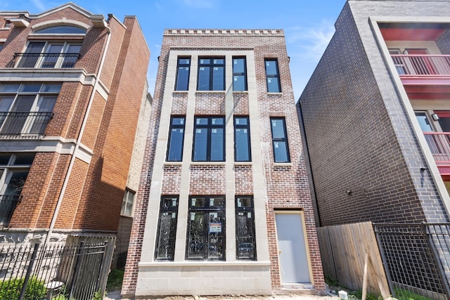 4231 S Champlain Ave, Chicago, IL 60653 - photo 1