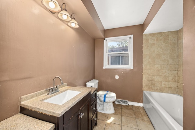505 E 146th St, Dolton, IL 60419 - bathroom featuring toilet, vanity, tile patterned flooring, a tub, and baseboards