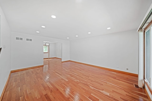 720 Dunhill Dr, Buffalo Grove, IL 60089 - empty room featuring light wood finished floors and recessed lighting