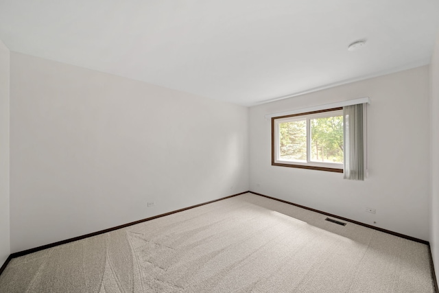 720 Dunhill Dr, Buffalo Grove, IL 60089 - spare room featuring carpet and a smoke detector