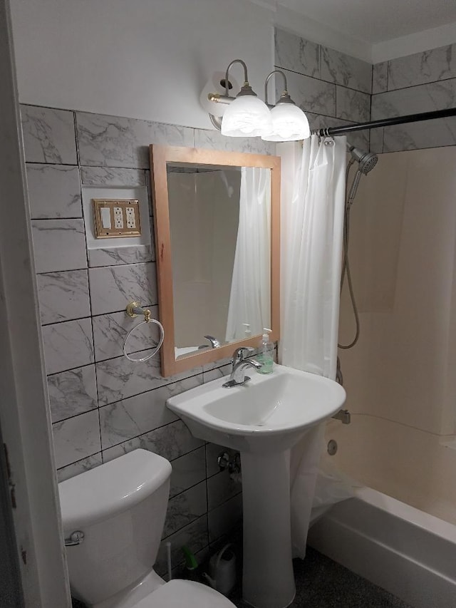 446 Montrose Dr, Romeoville, IL 60446 - bathroom with tile walls and shower / bathtub combination with curtain