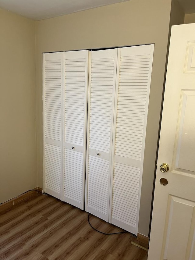 446 Montrose Dr, Romeoville, IL 60446 - detailed view of wood finished floors