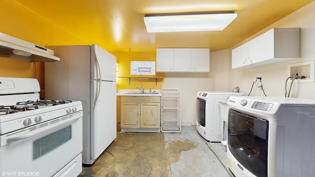 4608 W Altgeld St, Chicago, IL 60639 - washroom with washing machine and clothes dryer