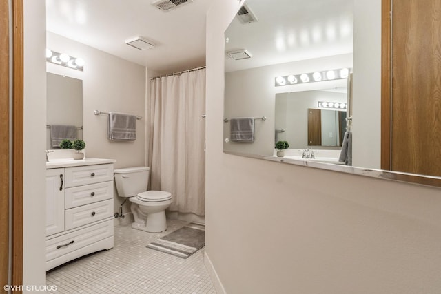 1258 Chalet Rd Unit 101, Naperville, IL 60563 - bathroom featuring tile patterned floors, vanity, and a shower with shower curtain
