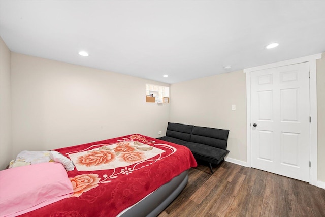 1723 W 75th Pl, Chicago, IL 60620 - bedroom featuring wood finished floors, recessed lighting, and baseboards