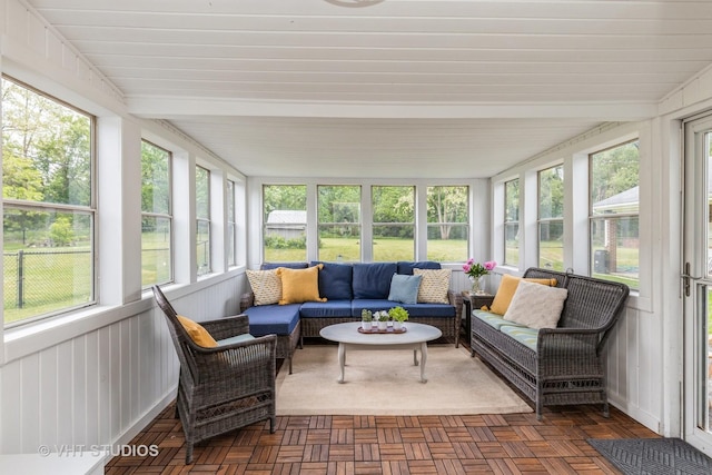 490 W Crystal Lake Ave, Crystal Lake, IL 60014 - sunroom / solarium featuring an outdoor hangout area
