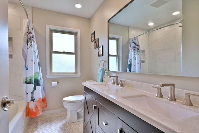 771 S Euclid Ave, Elmhurst, IL 60126 - bathroom featuring double vanity, toilet, shower / tub combo with curtain, tile patterned flooring, and baseboards