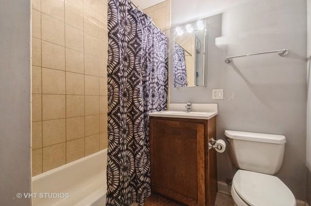 1849 W Newport Ave Unit 1, Chicago, IL 60657 - bathroom with shower / bath combo and vanity