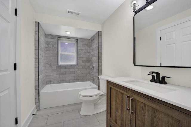 849 W Belle Plaine Ave Unit G, Chicago, IL 60613 - full bath with vanity, toilet, and tile patterned floors