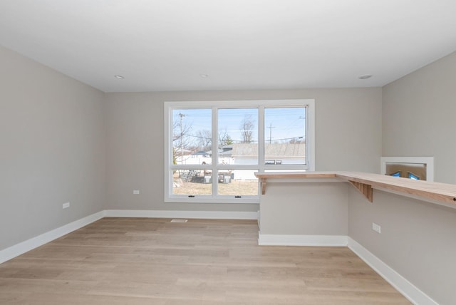 9841 Cook Ave, Oak Lawn, IL 60453 - spare room featuring light wood-style flooring, baseboards, and recessed lighting