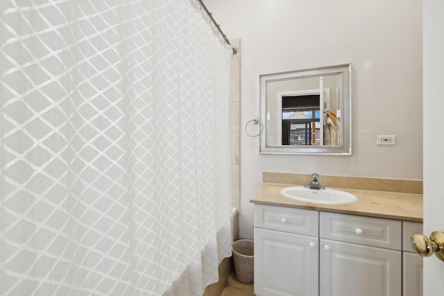 1730 W Diversey Pkwy Unit 2E, Chicago, IL 60614 - full bathroom featuring vanity and shower / bath combination with curtain