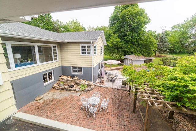 707 Coolidge Pl, Rockford, IL 61107 - view of patio with outdoor dining space