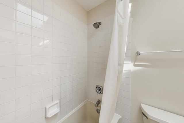 1492 Della Dr, Hoffman Estates, IL 60169 - full bath featuring toilet and shower / bath combo