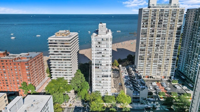 5757 N Sheridan Rd Unit 5J, Chicago, IL 60660 - water view featuring nearby urban area