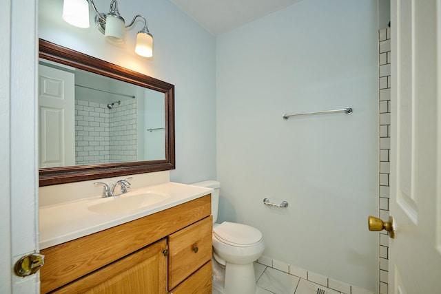 6256 Kit Carson Dr Unit 6256, Hanover Park, IL 60133 - bathroom with vanity, toilet, and a shower
