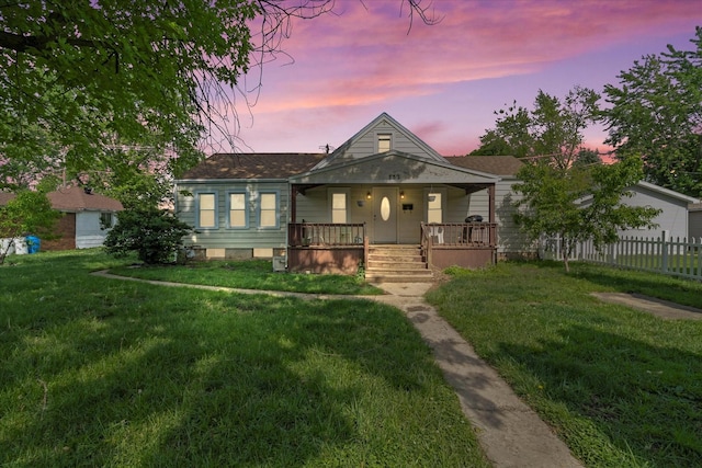 752 N 9th Ave, Kankakee, IL 60901 - bungalow-style house with covered porch