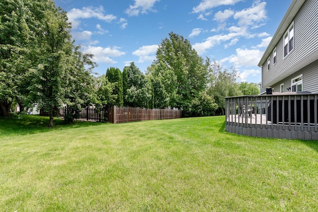 3518 Matisse Dr, Saint Charles, IL 60175 - view of yard with a deck