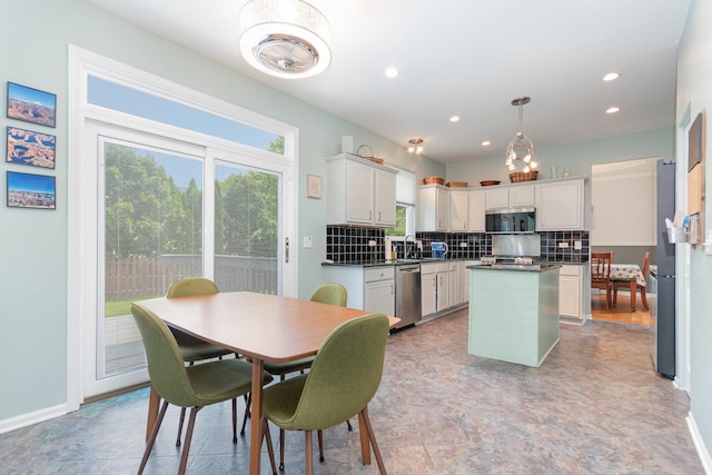 3518 Matisse Dr, Saint Charles, IL 60175 - dining area with recessed lighting