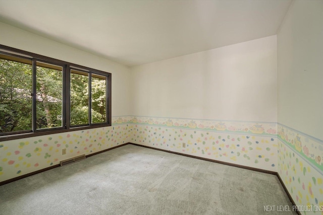 4N194 Thornly Rd, Saint Charles, IL 60174 - unfurnished room featuring wallpapered walls and carpet