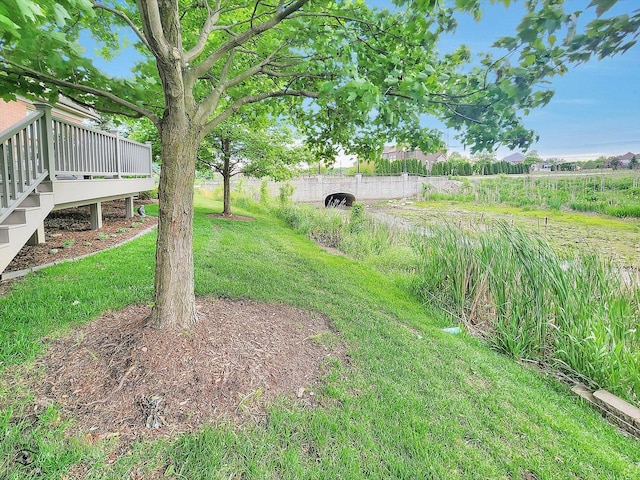 20400 Mackinac Point Dr, Frankfort, IL 60423 - view of grassy yard featuring a deck