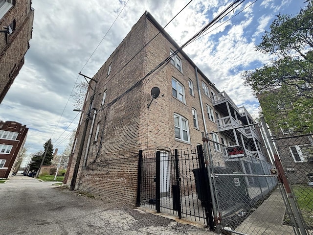 1430 E 69th St Unit 1S, Chicago, IL 60637 - view of building exterior