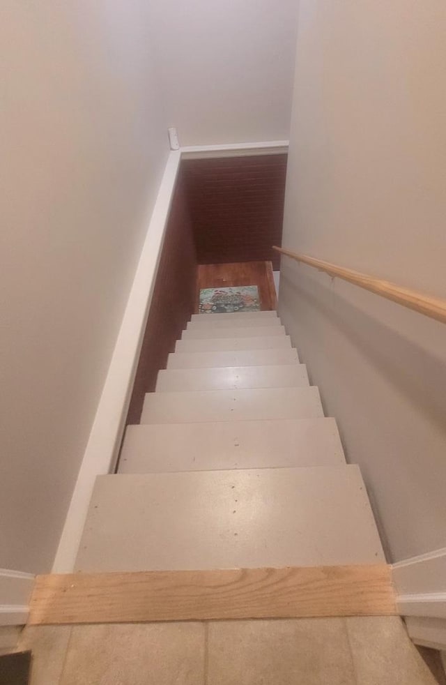 626 Sedgegrass Dr, Champaign, IL 61822 - view of staircase