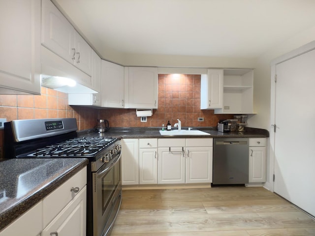 120 Collen Dr Unit 219, Lombard, IL 60148 - kitchen with stainless steel appliances, a sink, light wood-style floors, and white cabinets