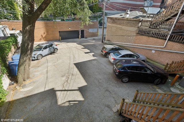 2125 N Clark St Unit 3, Chicago, IL 60614 - view of parking / parking lot