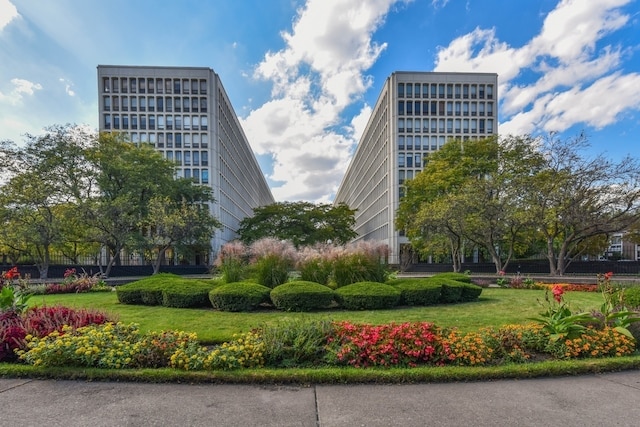 1450 E 55th Pl Unit 628S, Chicago, IL 60637 - view of building exterior