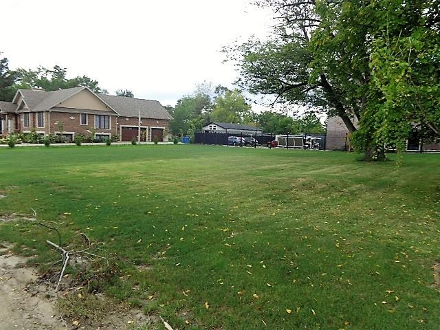8901 W 95th St, Palos Hills, IL 60465