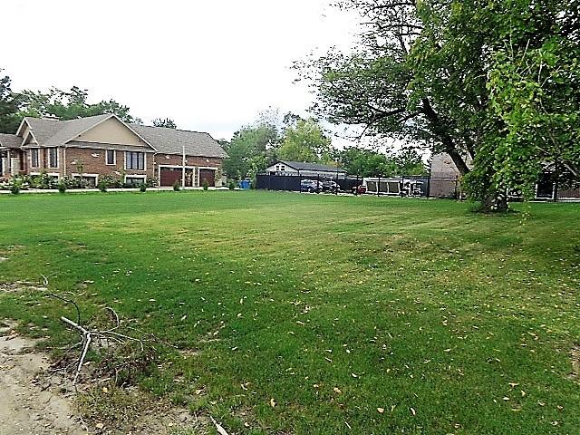 8901 W 95th St, Palos Hills, IL 60465
