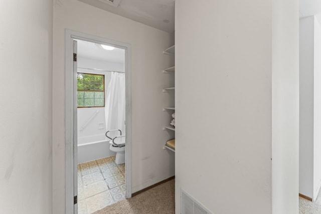 185 Mohawk Trl, Buffalo Grove, IL 60089 - hall featuring light colored carpet and baseboards