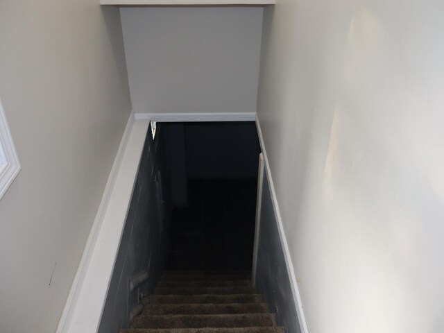 95 Manhattan Dr, Streator, IL 61364 - view of staircase